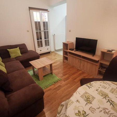 Zagreb Creative Apartments App 5 Екстериор снимка